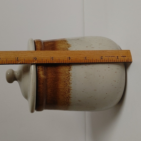 Small McCoy Lidded Ceramic Canister - Picture 2 of 10